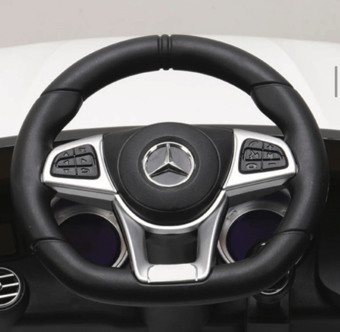 Premium EMotorad Formula Fun Mercedes AMZ GLC Ride-On Car, White, 3Y+