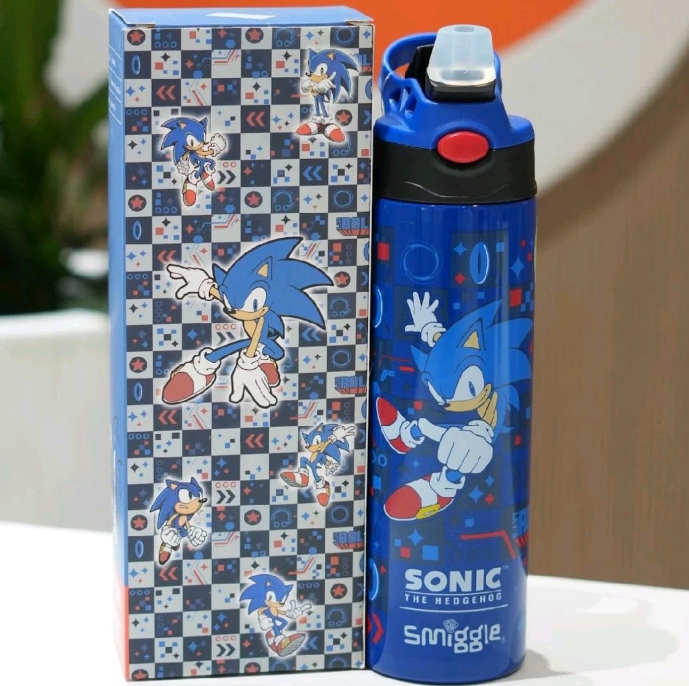 Sonic Kids Water Bottle with Push-Button Straw Lid – 680ml Plastic Drink Bottle